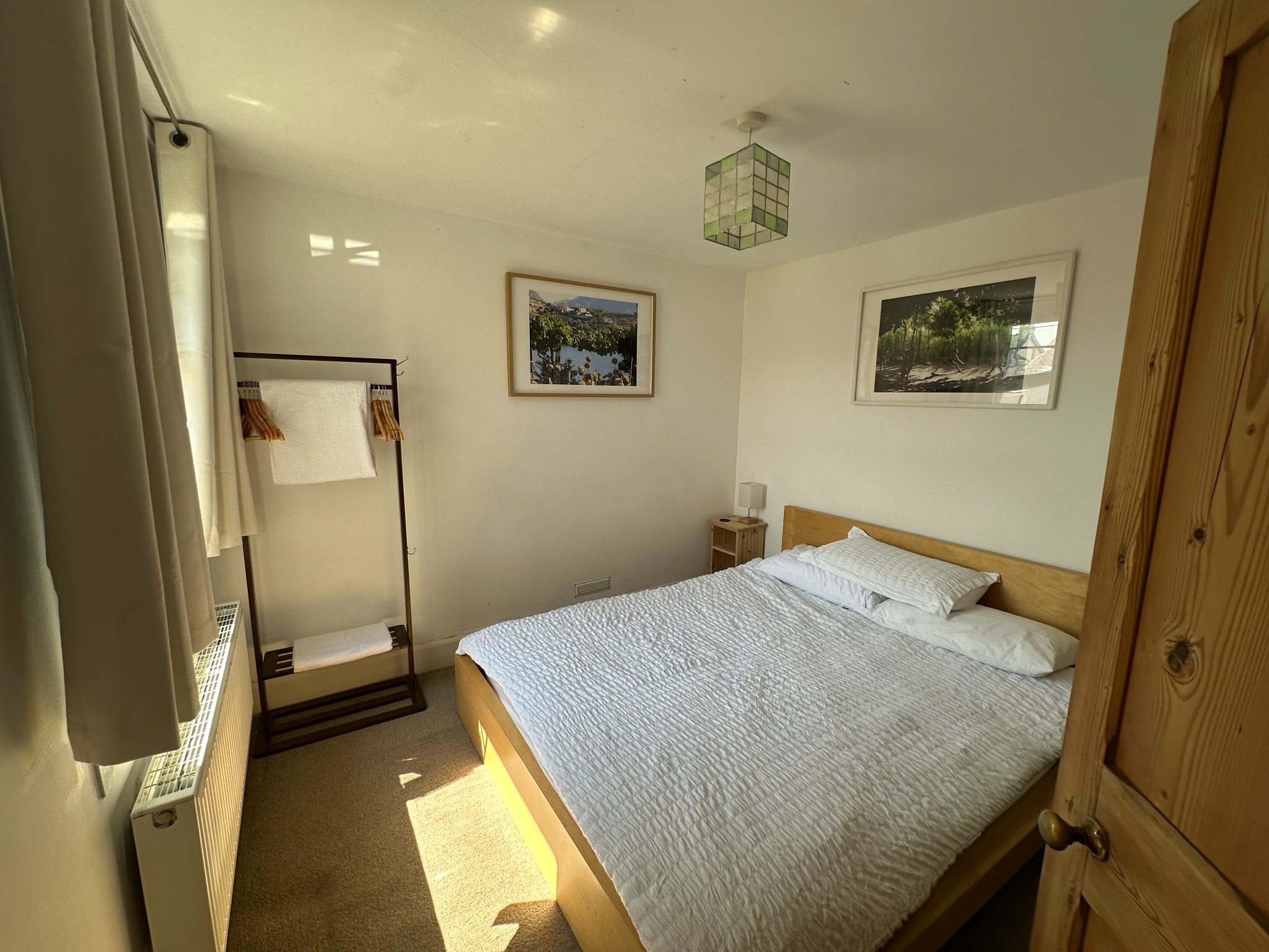 Freshly prepared queen bedroom at Bude Surf Shack in Flexbury, Bude